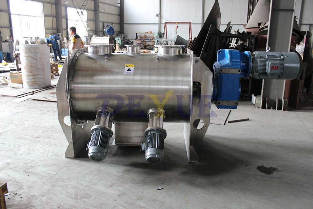 犁刀混合機(jī)功率的設(shè)計依據(jù)(圖1) 犁刀混合機(jī)