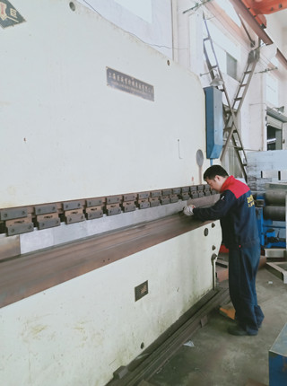 企業(yè)展示(圖5) DLH螺帶混合機(jī)應(yīng)用
